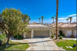 Stunning Golf Course Pool Home in La Quinta