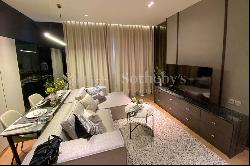 Trendy Condo in Thriving Sukhumvit Area