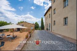 Tuscany - BOUTIQUE HOTEL FOR SALE WITH VIEW OF SAN GIMIGNANO'S HISTORIC CENTER