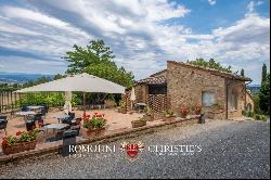 Tuscany - BOUTIQUE HOTEL FOR SALE WITH VIEW OF SAN GIMIGNANO'S HISTORIC CENTER