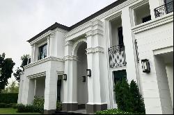 Baan Sansiri Pattanakarn