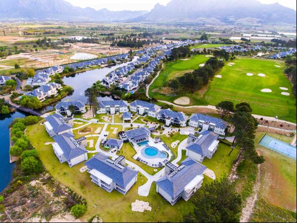 Investment and Leisure opportunity on Pearl Valley at Val de Vie Estate