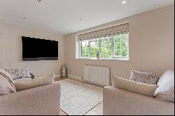 Spring Road, Harpenden, Hertfordshire, AL5 3PP