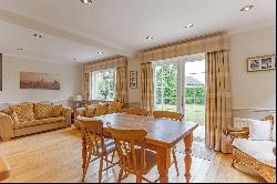 Spring Road, Harpenden, Hertfordshire, AL5 3PP