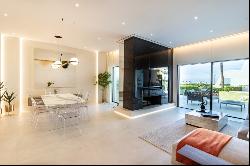 Exquisite fully renovated beachfront townhouse in Coral Beach, o, Marbella 29602