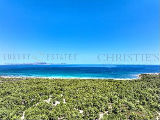 Large Mallorca Finca with sea view in secluded location with beach access