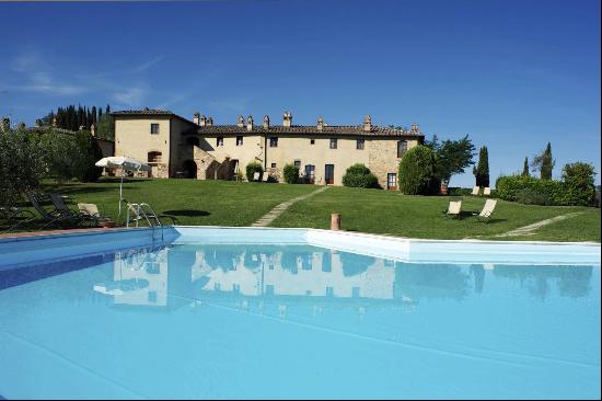 Outstanding wine estate in San Gimignano