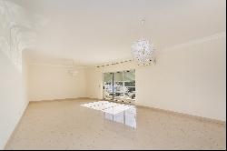 Flat, 3 bedrooms, for Sale