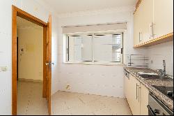 Flat, 3 bedrooms, for Sale