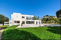 Modern house with privacy in Nova Santa Ponsa