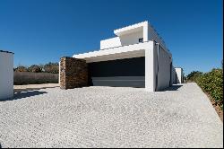 House, 4 bedrooms, for Sale