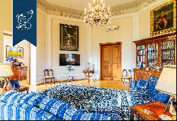 Luxury apartment in an eclectic style for sale in Florence