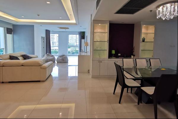 Sukhumvit Soi 11 Penthouse