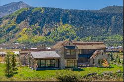 Fully Furnished Mountain Modern Home in Crested Butte