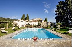 RESTORED HAMLET FOR SALE 30 MINUTES FROM FLORENCE, TUSCANY