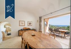 Villa for sale in an exclusive panoramic position by Pevero Gulf in Porto Cervo