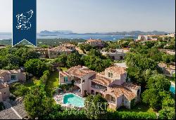 Villa for sale in an exclusive panoramic position by Pevero Gulf in Porto Cervo