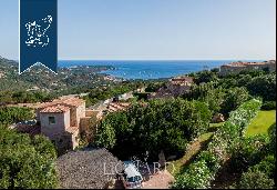 Villa for sale in an exclusive panoramic position by Pevero Gulf in Porto Cervo