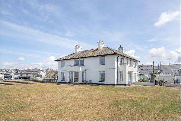 Glan Y Mor Road, Rhosneigr, Gwynedd, LL64 5JZ