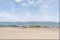 Glan Y Mor Road, Rhosneigr, Gwynedd, LL64 5JZ