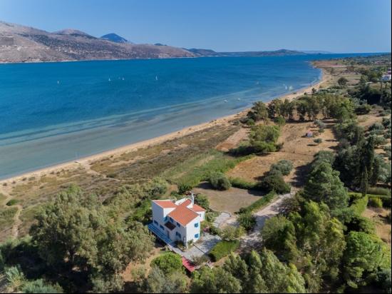 Idyllic Beachfront Villa, Cephalonia