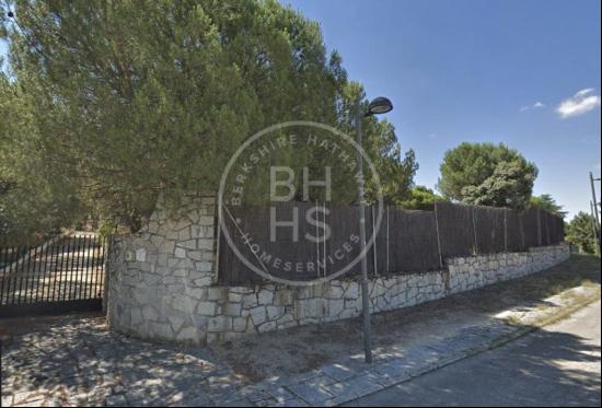 12000 sqm luxury plot for sale in Boadilla del Monte, Boadilla del Monte 28660