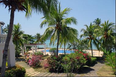 Private Beachfront Villa in Phuket