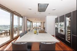 Luxurious and spectacular penthouse in one of Cologne´s landmarks