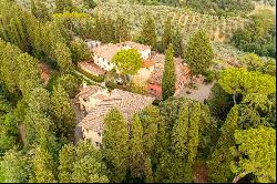 Exceptional 300 hectares hunting and wine estate