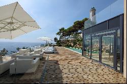 Luxury high-end waterfront contemporary-style villa - Saint Jean Cap Ferrat.