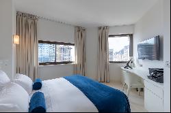 Parc Saint Roman, Superb 3-room flat for sale with sea view