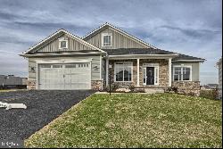 021 Dream Drive, Lebanon PA 17046