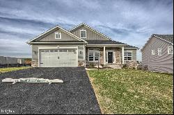 021 Dream Drive, Lebanon PA 17046