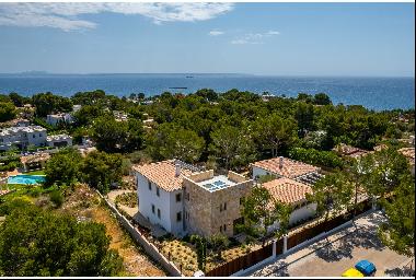 Newly built Mallorcan style villa in Sol de Mallorca