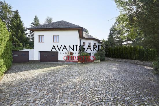 Cottage with pool and garden