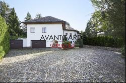 Cottage with pool and garden