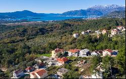 Kavac, Kotor, Kavac, Montenegro