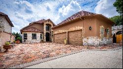 Gorgeous Tuscan Inspired River Villa 