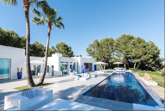 Villa with breathtaking sea views for holiday rental in Ibiza