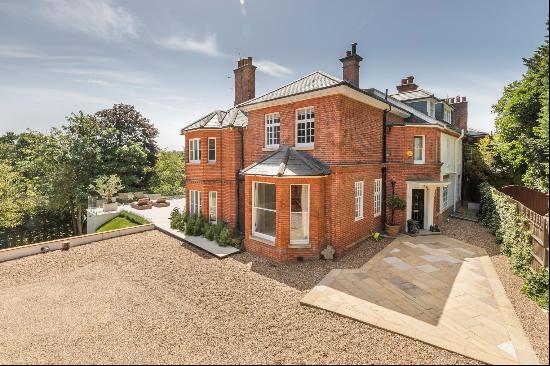 A substantial and stunning Victorian property in Ascot.