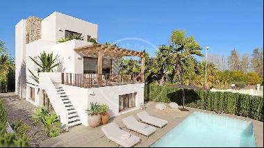 Villa for sale in Alicante, Dénia, Las Marinas, Dénia 03700
