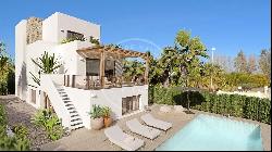 Mediterranean Beachfront Villa in Oliva Nova, Denia 03700