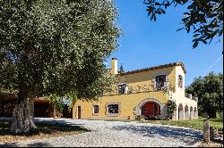 Completely renovated 19th century farmhouse in Cabrera de Mar.