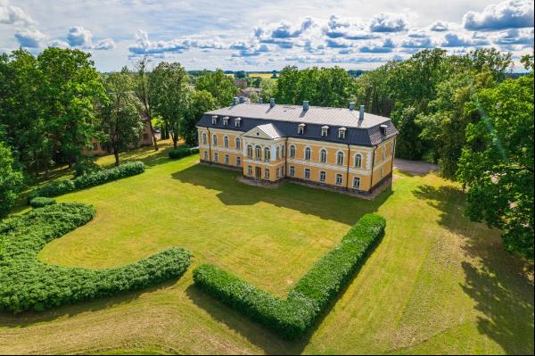 Historical Kehtna Manor