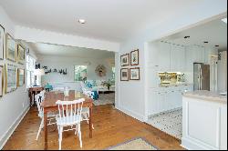 Charming Home located in the Heart of Bridgehampton