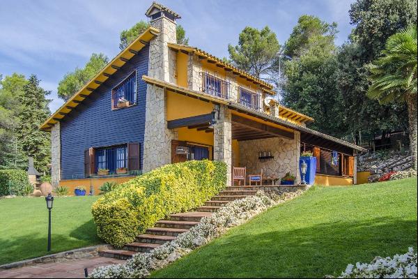 Unique Property with Charm, Style, and Privacy near Barcelona