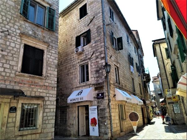 Apartment In Kotor Old Town, Kotor, Montenegro, R2131