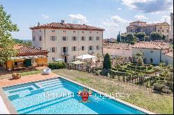 MAJESTIC LUXURY VILLA FOR SALE IN LUCCA, TUSCANY