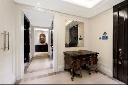 Ebury Square, London, SW1W 9AH