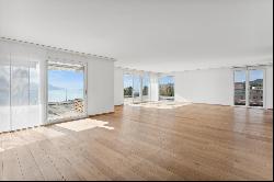 Exceptional penthouse with 182 m² terrace and unobstructed view